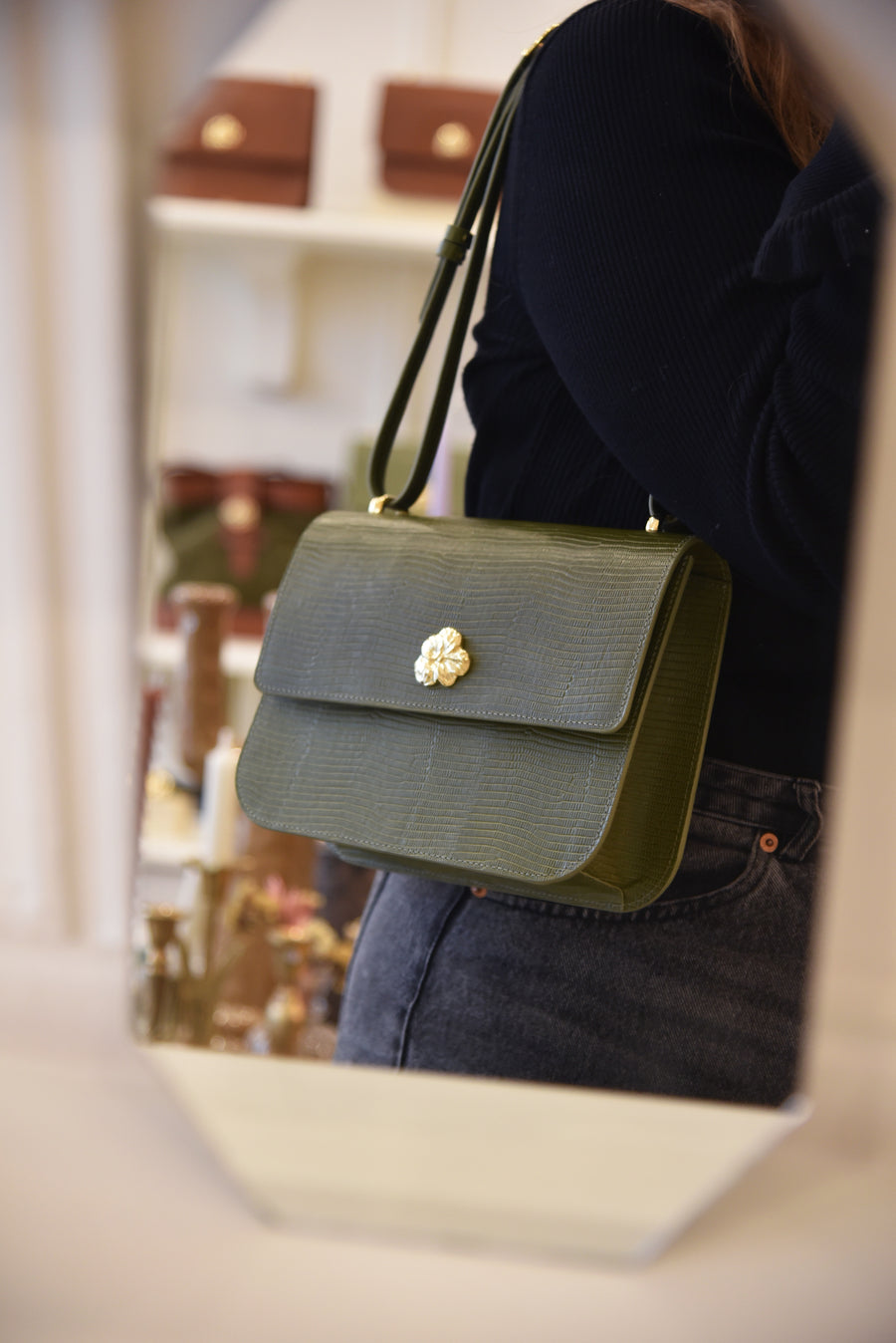 ADÈLE OLIVE LIZARD BAG